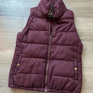 Old Navy Quilted frost free vest in magical potion